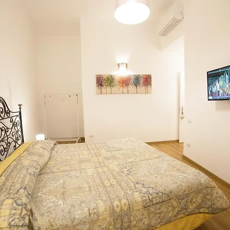 Persio31 בית הארחה 3*